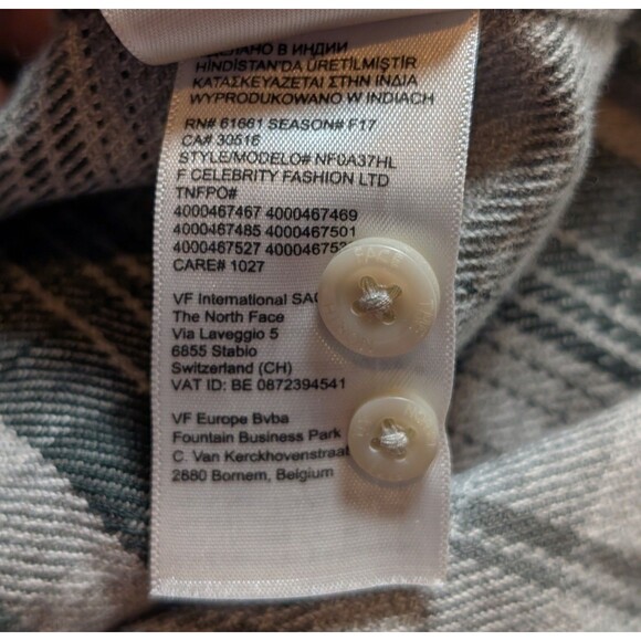 The North Face Size S Flannel Shirt Plaid Long Sleeve Button Up Outdoors Cabin - Picture 10 of 12